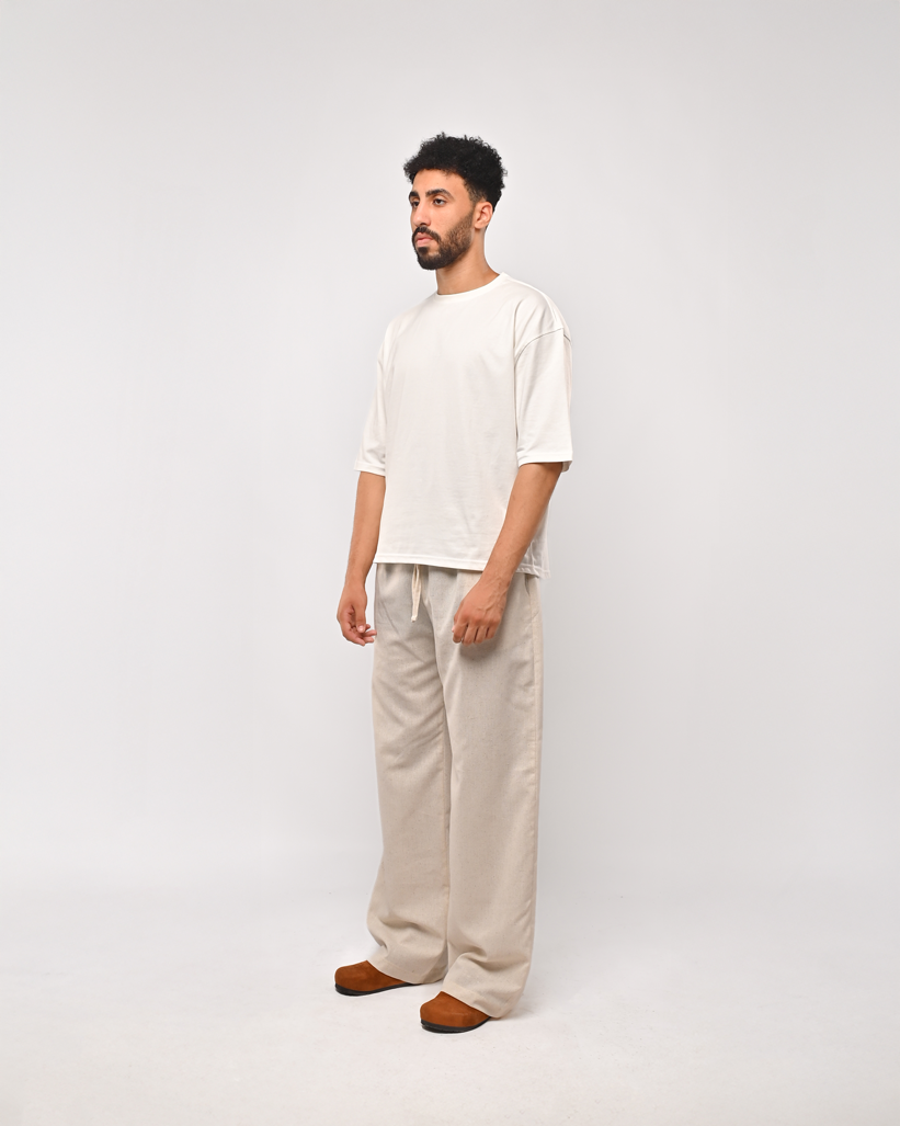 Basic white T-shirt box fit