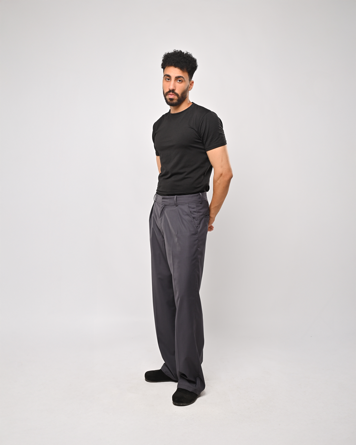 Basic black T-shirt slim fit