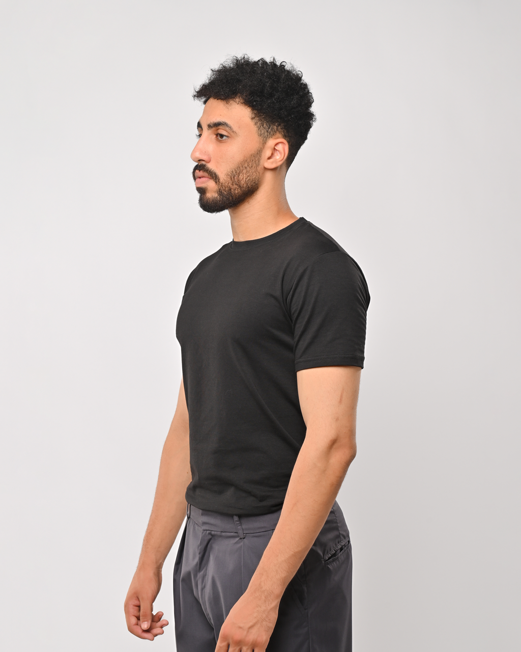 Basic black T-shirt slim fit