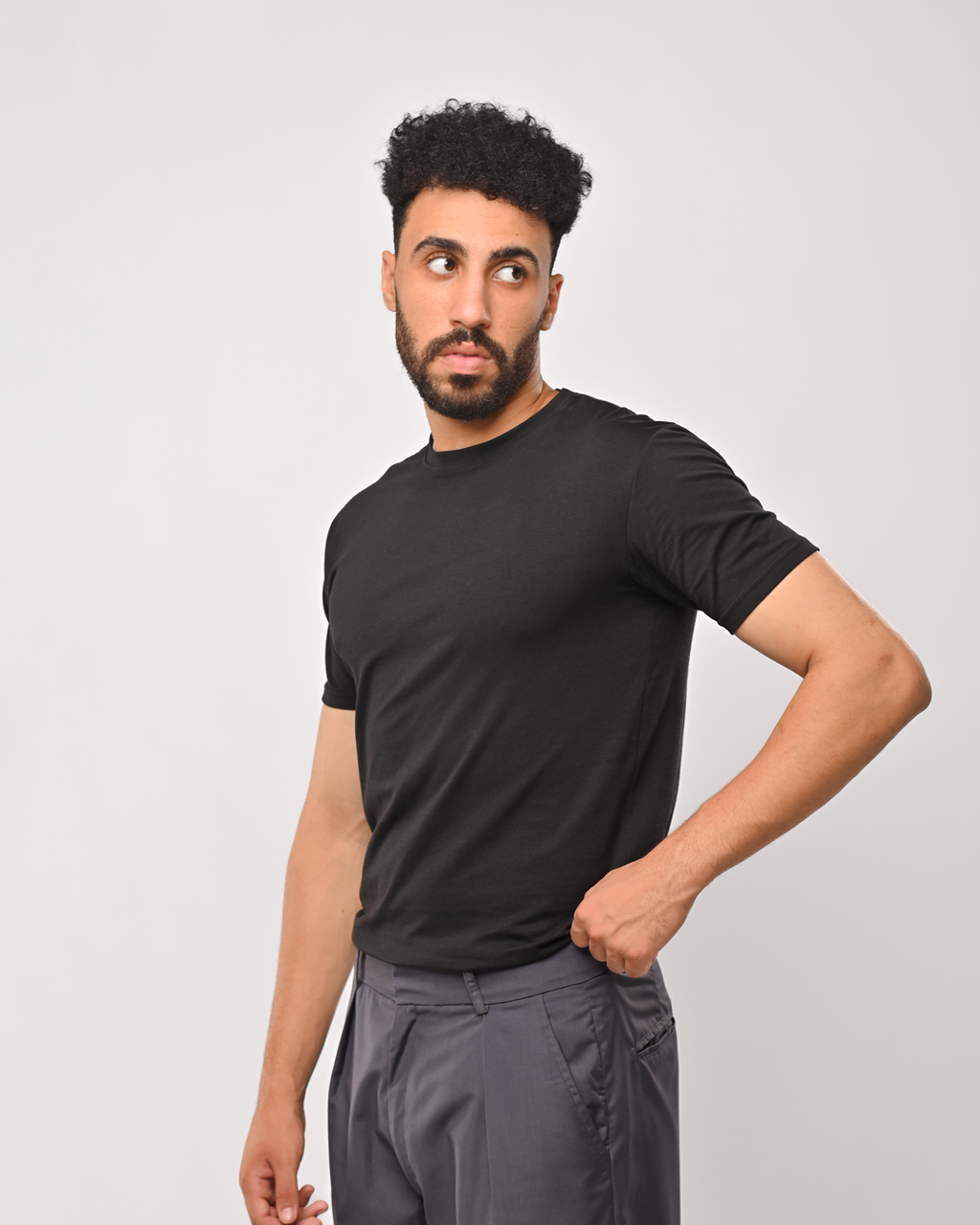 Basic black T-shirt slim fit